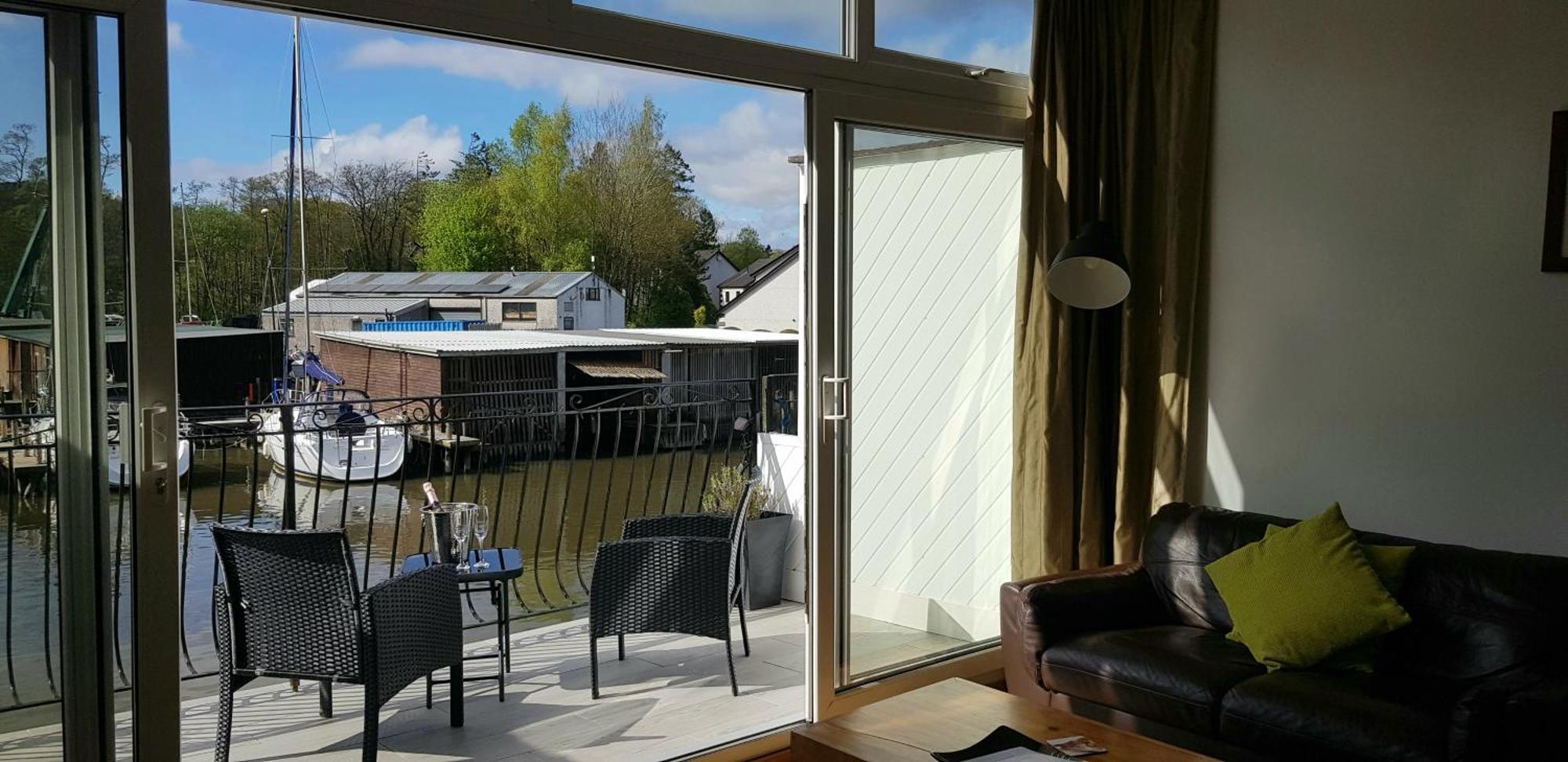 Marina Boathouse, Lake Windermere Lets 보우네스온윈더미어 외부 사진